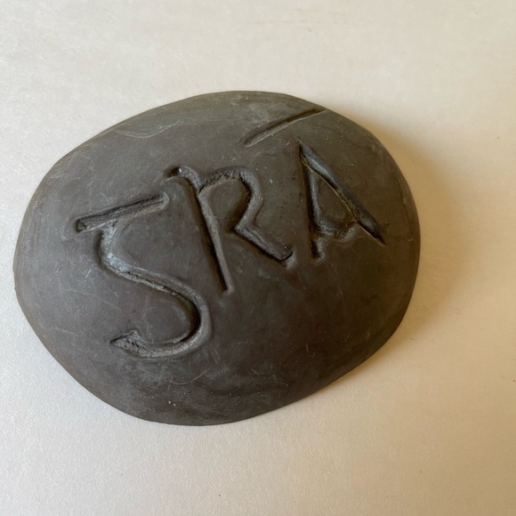 Vintage chakra stone paperweight 3" yogi meditation rock chi aid energy flow - Picture 2 of 4